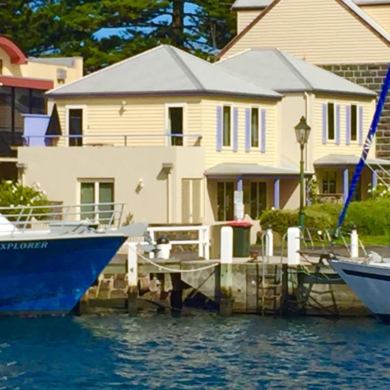 Вилла Dockside Waterfront Indulgence Порт-Фейри Экстерьер фото