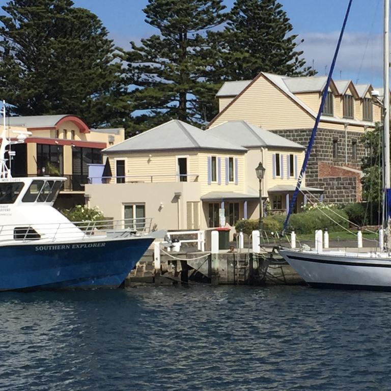 Вилла Dockside Waterfront Indulgence Порт-Фейри Экстерьер фото